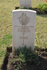 Ismailia War Memorial Cemetery - Leonard, Frederick